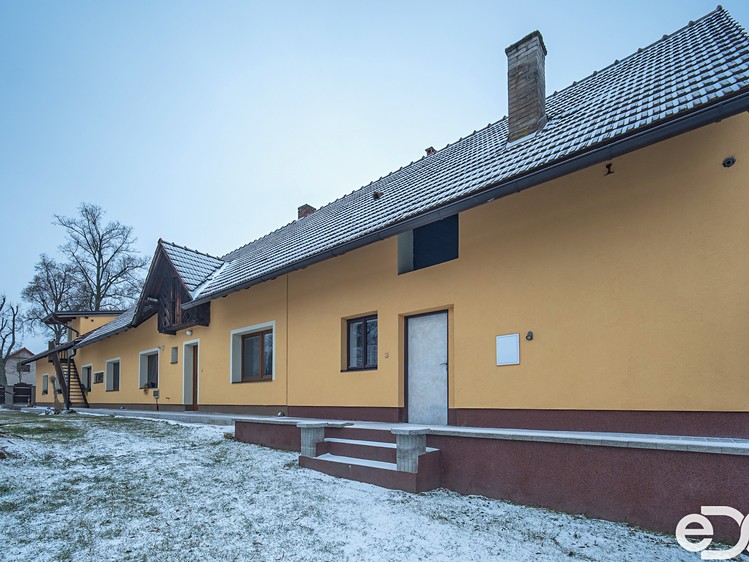 Prodej rodinného domu 171 m², pozemek 1 515 m² - foto 3