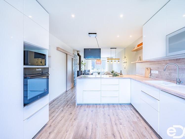 Prodej rodinného domu 156 m², pozemek 306 m² - foto 6