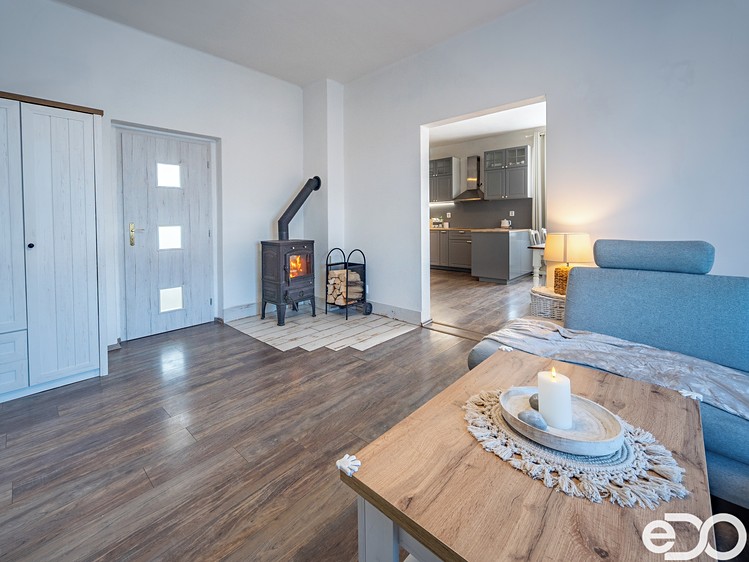 Prodej rodinného domu 256 m², pozemek 660 m² - foto 6