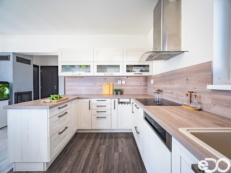 Prodej rodinného domu 135 m², pozemek 833 m² - foto 3