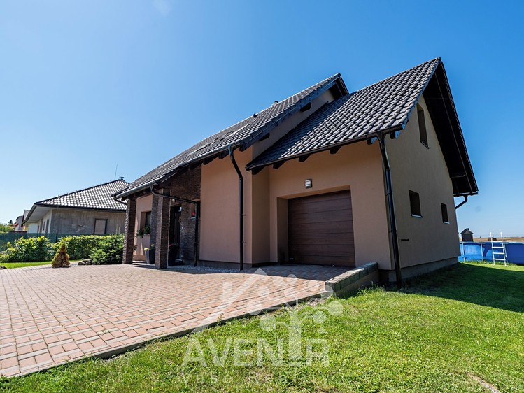 Prodej rodinného domu 170 m², pozemek 1 474 m² - foto 4