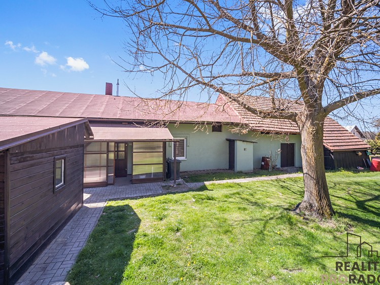 Prodej  rodinného domu 188 m², pozemek 1 860 m² - foto 4
