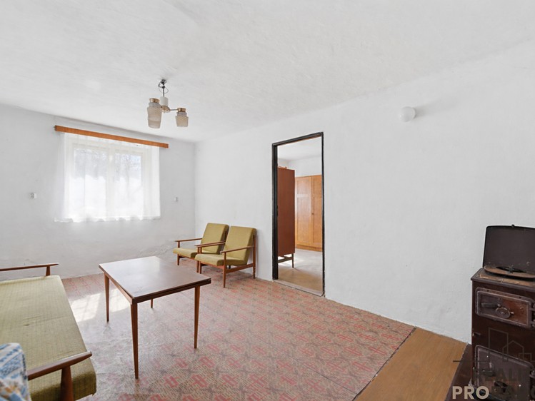 Prodej rodinného domu 122 m², pozemek 561 m² - foto 2