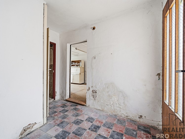 Prodej rodinného domu 122 m², pozemek 561 m² - foto 8