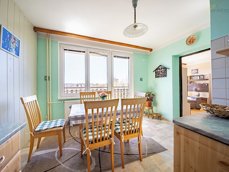 Prodej  rodinného domu 230 m², pozemek 563 m² - foto 4