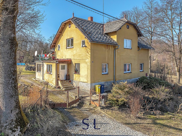 Prodej rodinného domu 180 m², pozemek 1 248 m² - foto 1