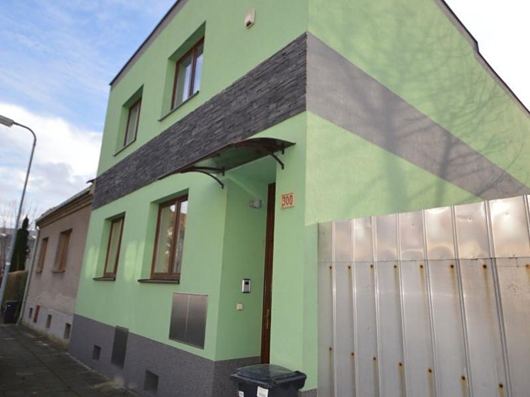 Prodej rodinného domu 120 m², pozemek 292 m² - foto 2
