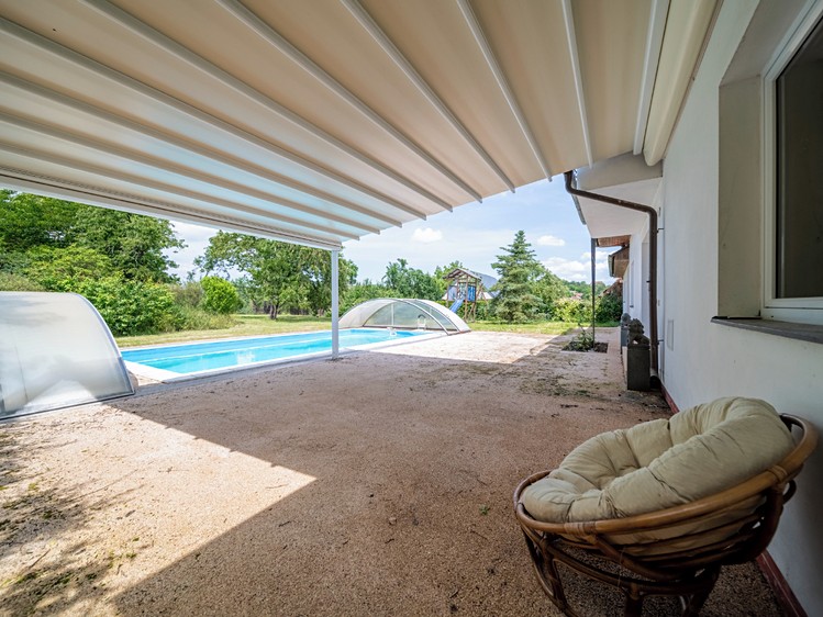 Prodej rodinného domu 250 m², pozemek 2 545 m² - foto 4