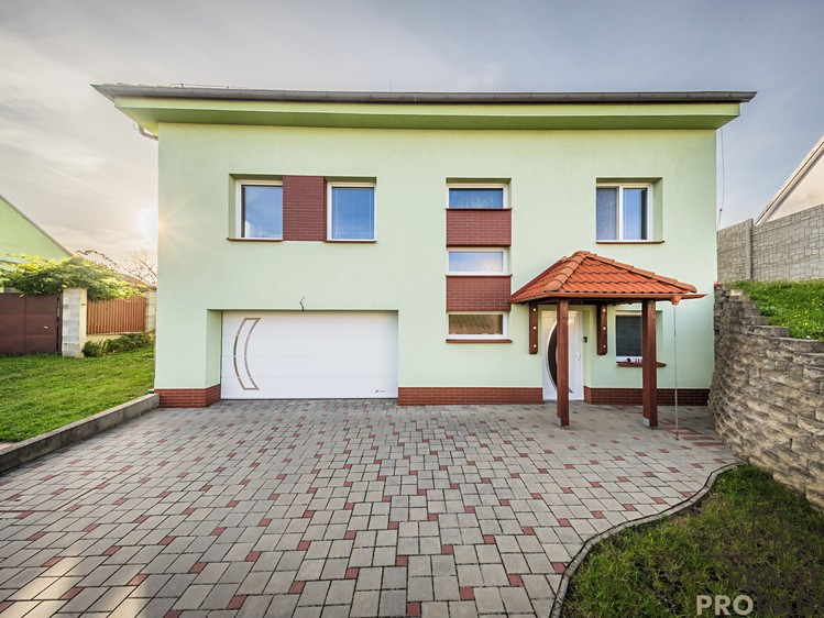 Prodej  rodinného domu 205 m², pozemek 834 m² - foto 6