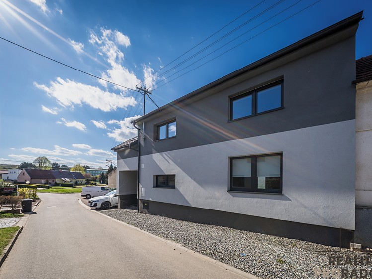 Prodej  rodinného domu 180 m², pozemek 393 m² - foto 4