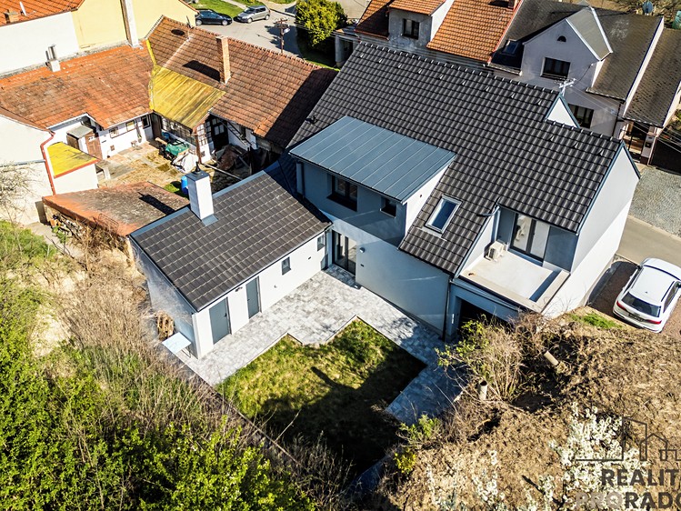 Prodej  rodinného domu 180 m², pozemek 393 m² - foto 7