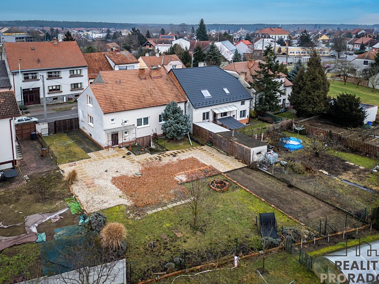 Prodej rodinného domu 140 m², pozemek 620 m² - foto 6