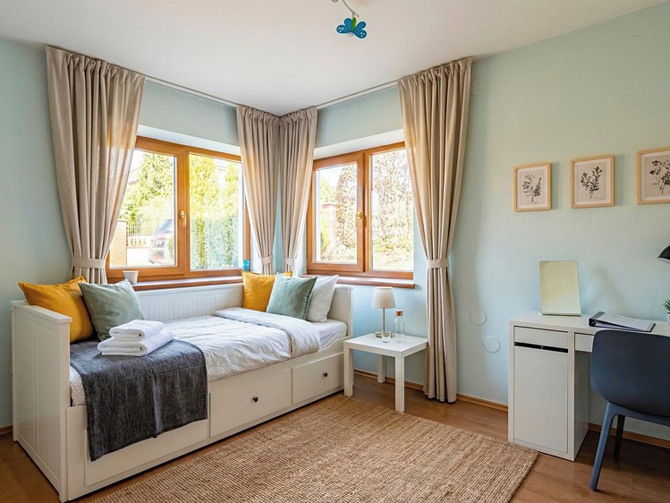 Prodej rodinného domu 285 m², pozemek 1 545 m² - foto 8
