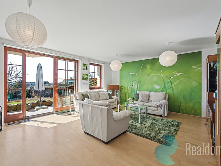 Prodej rodinného domu 174 m², pozemek 811 m² - foto 5