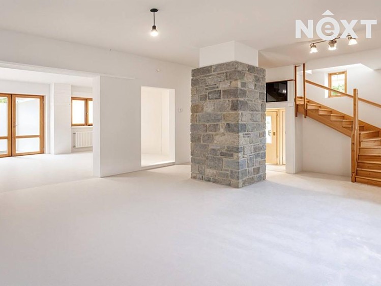 Prodej rodinného domu 314 m², pozemek 482 m² - foto 3