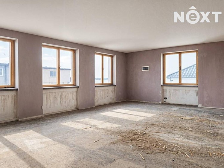 Prodej rodinného domu 314 m², pozemek 482 m² - foto 4