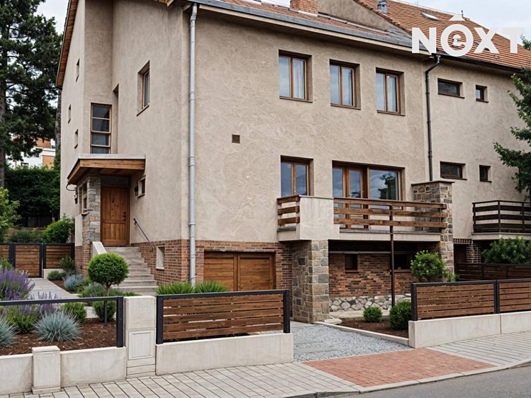 Prodej rodinného domu 314 m², pozemek 482 m² - foto 1