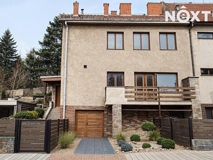 Prodej rodinného domu 314 m², pozemek 482 m² - foto 5