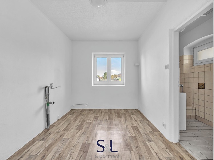 Prodej rodinného domu 172 m², pozemek 808 m² - foto 8