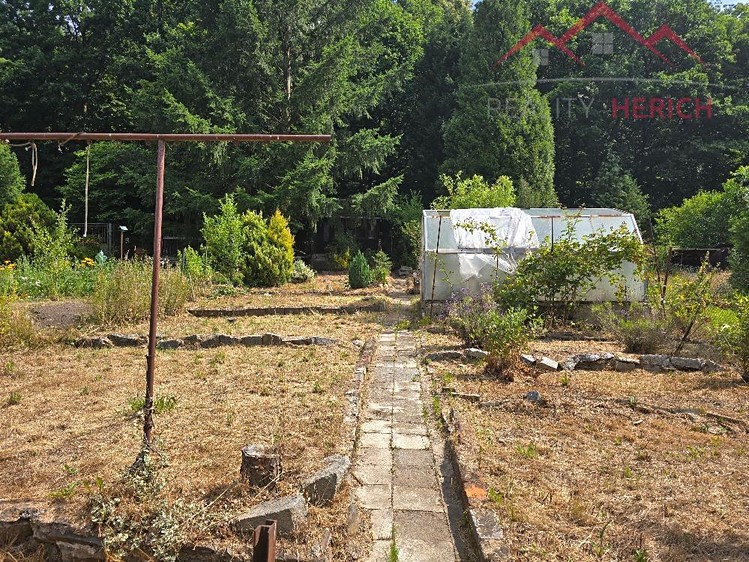 Prodej chaty 11 m², pozemek 330 m² - foto 4