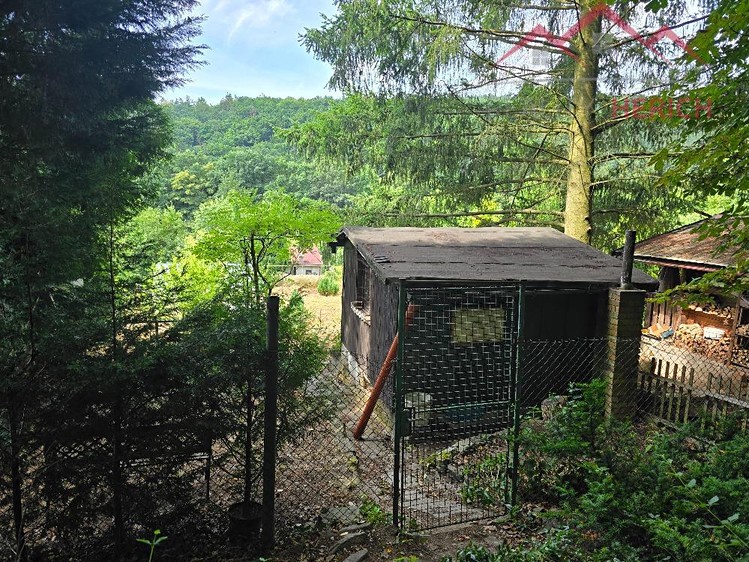 Prodej chaty 11 m², pozemek 330 m² - foto 1