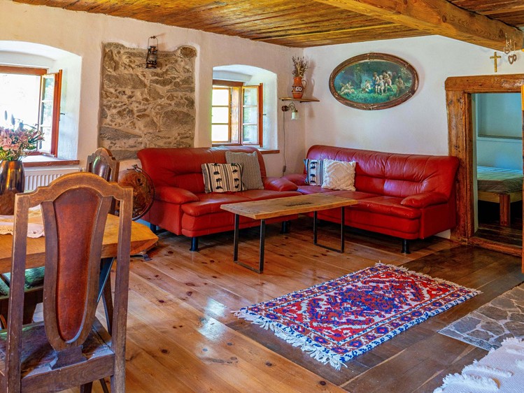 Prodej rodinného domu 419 m², pozemek 1 761 m² - foto 4