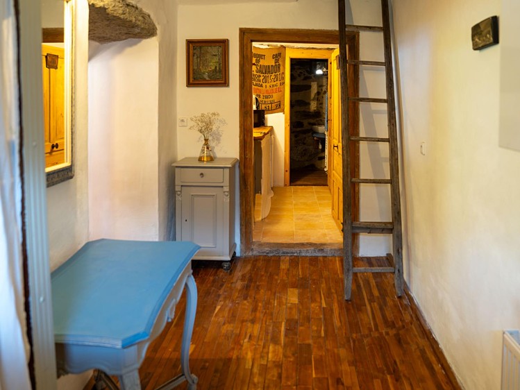 Prodej rodinného domu 419 m², pozemek 1 761 m² - foto 7