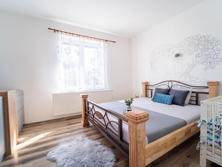 Prodej rodinného domu 133 m², pozemek 348 m² - foto 3