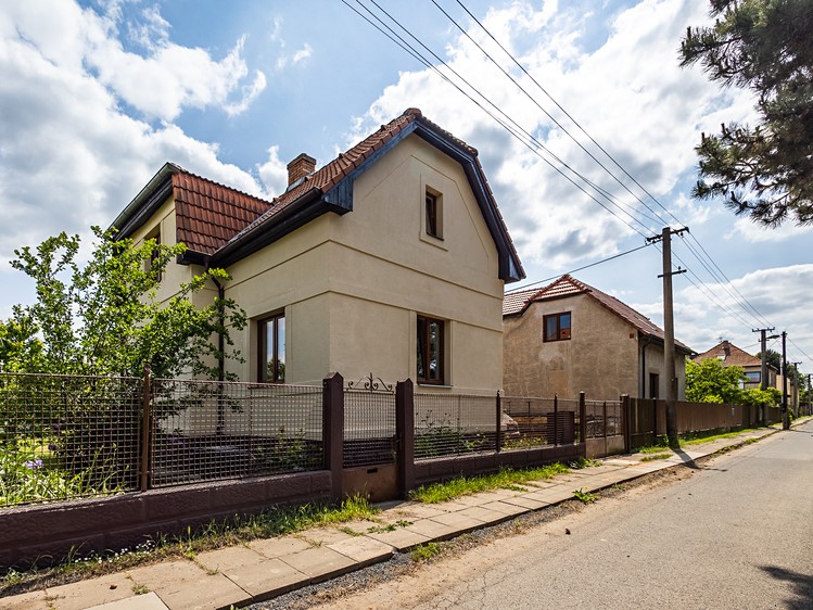 Prodej rodinného domu 135 m², pozemek 529 m² - foto 3