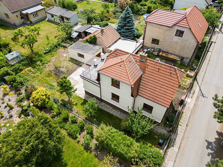 Prodej rodinného domu 135 m², pozemek 529 m² - foto 1