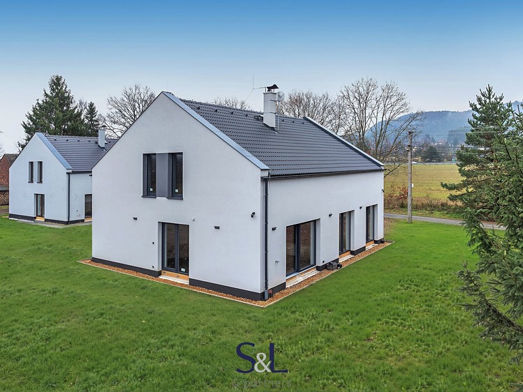 Prodej rodinného domu 106 m², pozemek 1 254 m² - foto 1