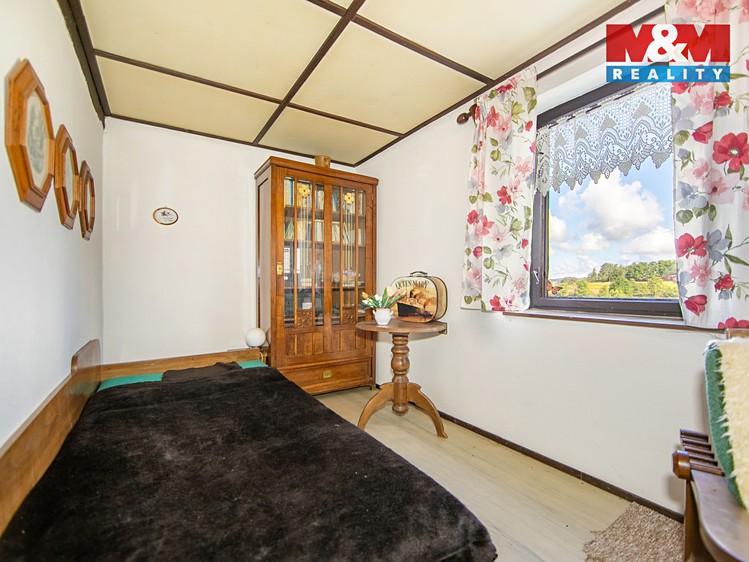 Prodej chaty 141 m², pozemek 760 m² - foto 2