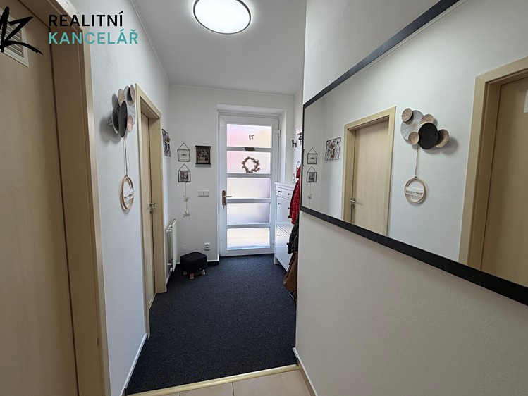 Prodej rodinného domu 150 m², pozemek 165 m² - foto 6