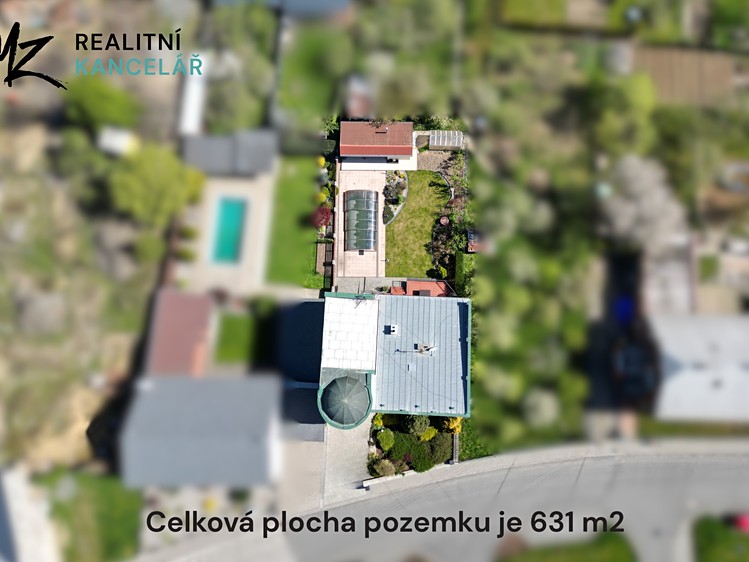 Prodej rodinného domu 300 m², pozemek 631 m² - foto 3