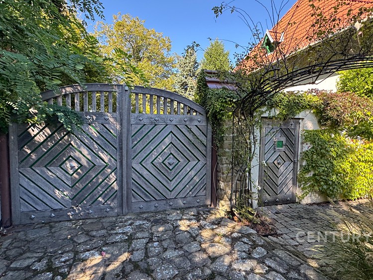 Prodej  rodinného domu 600 m², pozemek 1 097 m² - foto 5