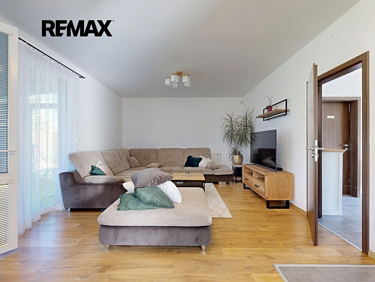 Prodej rodinného domu 155 m², pozemek 643 m² - foto 7