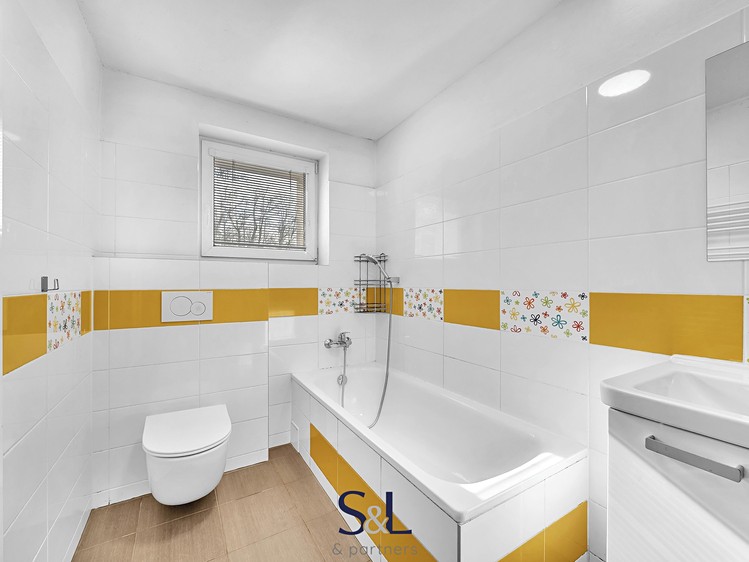 Prodej rodinného domu 96 m², pozemek 2 415 m² - foto 2