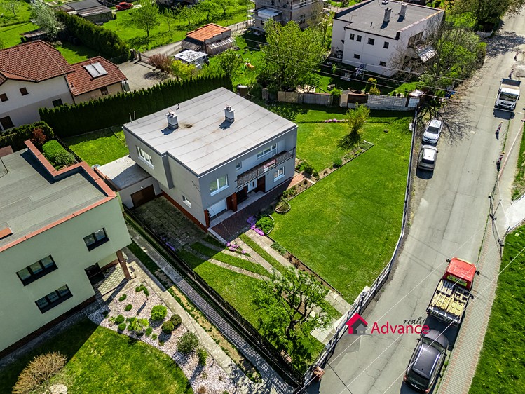 Prodej rodinného domu 150 m², pozemek 1 110 m² - foto 4