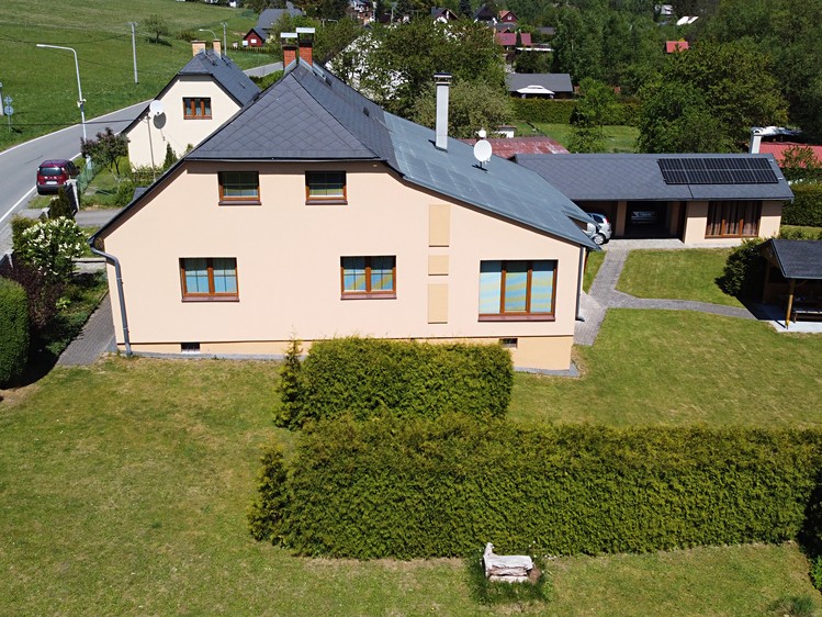 Prodej rodinného domu 299 m², pozemek 2 248 m² - foto 3