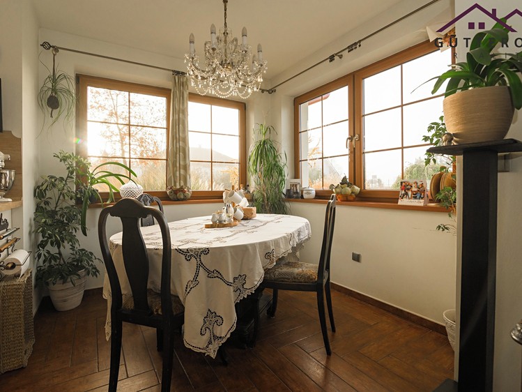 Prodej rodinného domu 150 m², pozemek 1 030 m² - foto 2