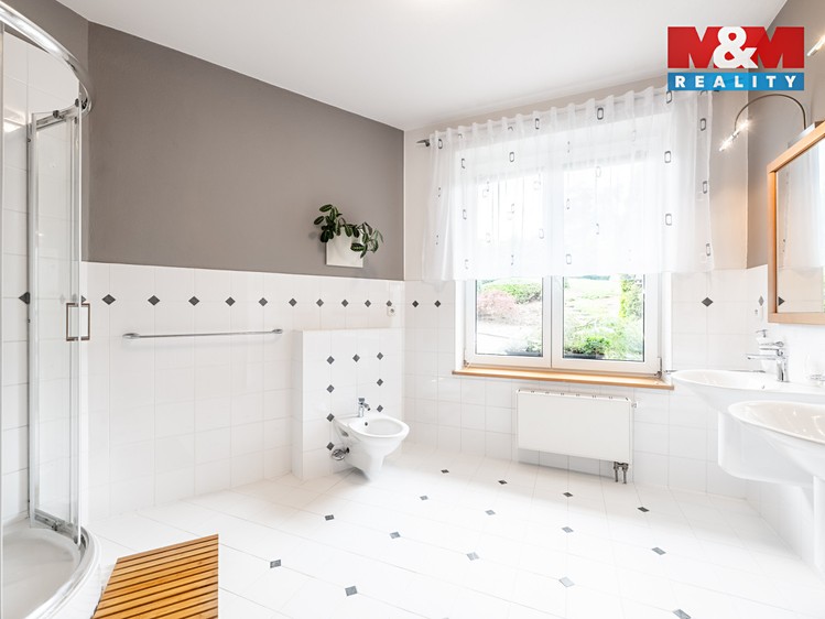 Prodej rodinného domu 279 m², pozemek 4 500 m² - foto 8