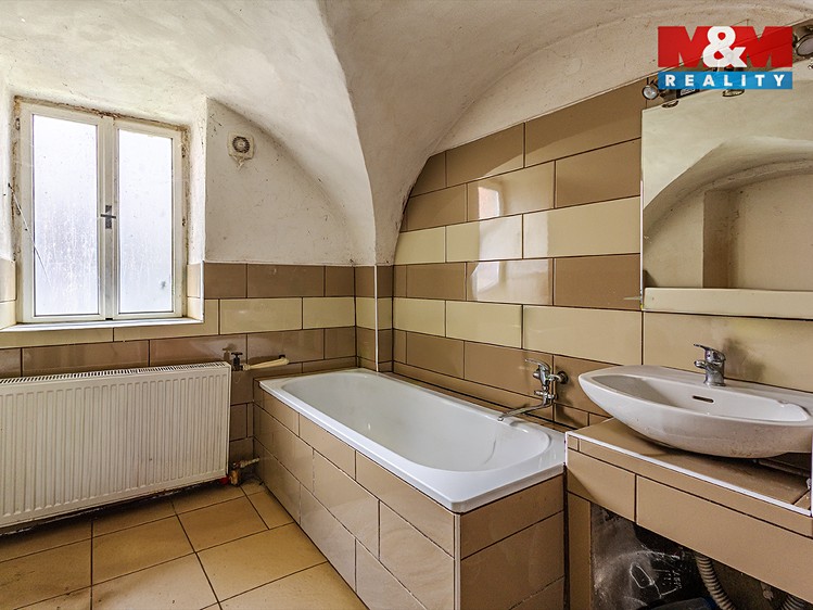 Prodej rodinného domu 200 m², pozemek 350 m² - foto 4