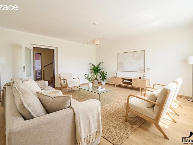 Prodej rodinného domu 242 m², pozemek 149 m² - foto 3