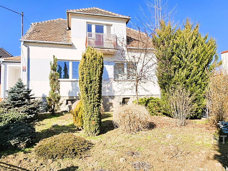 Prodej rodinného domu 200 m², pozemek 1 951 m² - foto 1