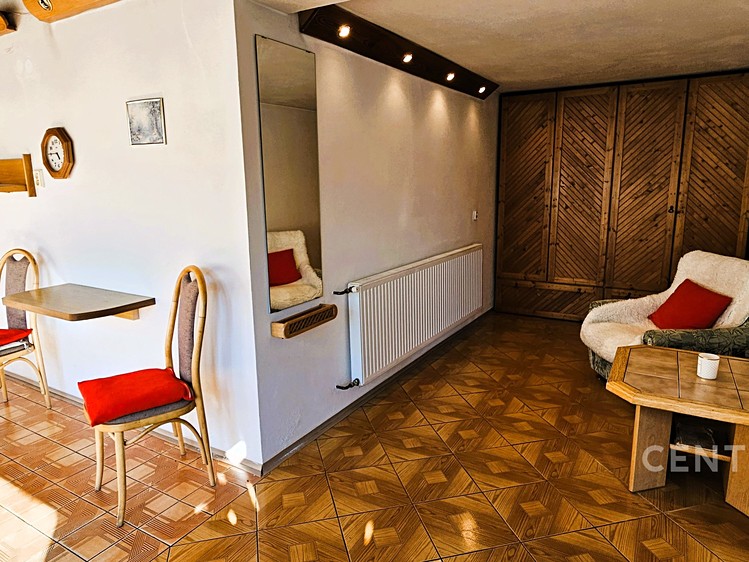 Prodej rodinného domu 200 m², pozemek 1 951 m² - foto 6