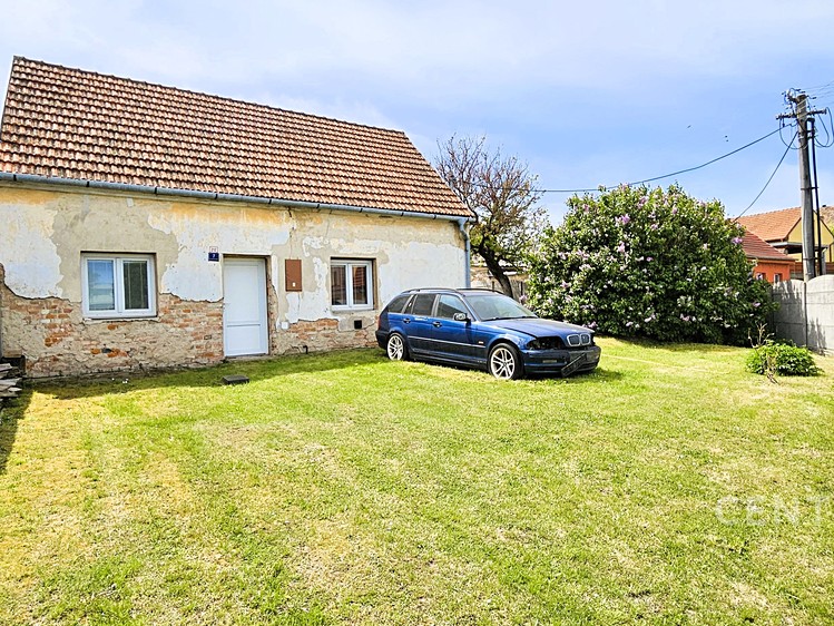 Prodej rodinného domu 68 m², pozemek 453 m² - foto 1
