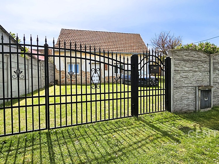Prodej rodinného domu 68 m², pozemek 453 m² - foto 8