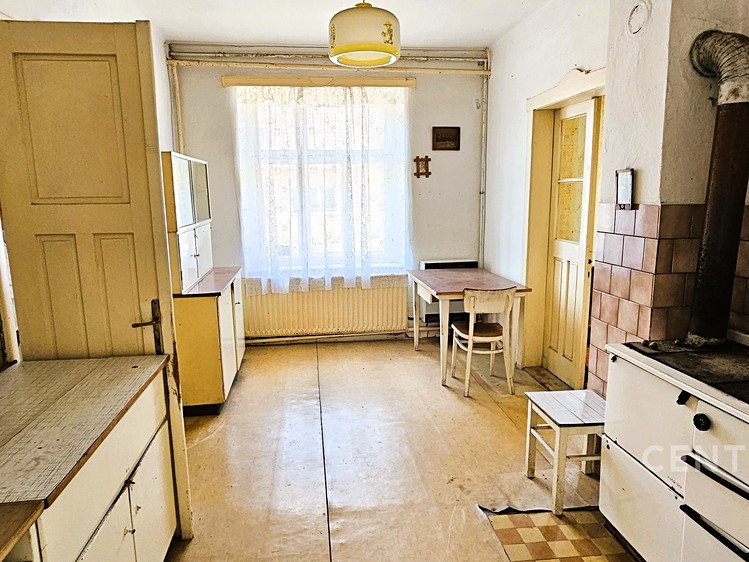 Prodej rodinného domu 110 m², pozemek 974 m² - foto 4