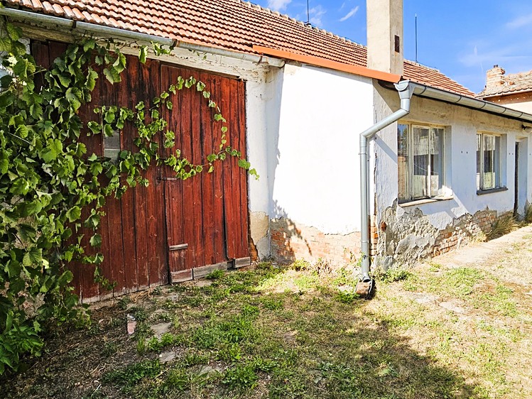 Prodej rodinného domu 110 m², pozemek 974 m² - foto 3