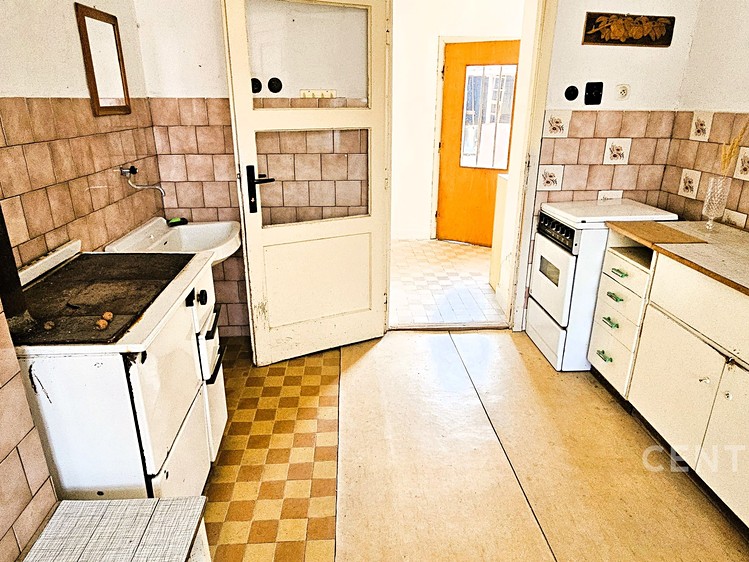 Prodej rodinného domu 110 m², pozemek 974 m² - foto 5
